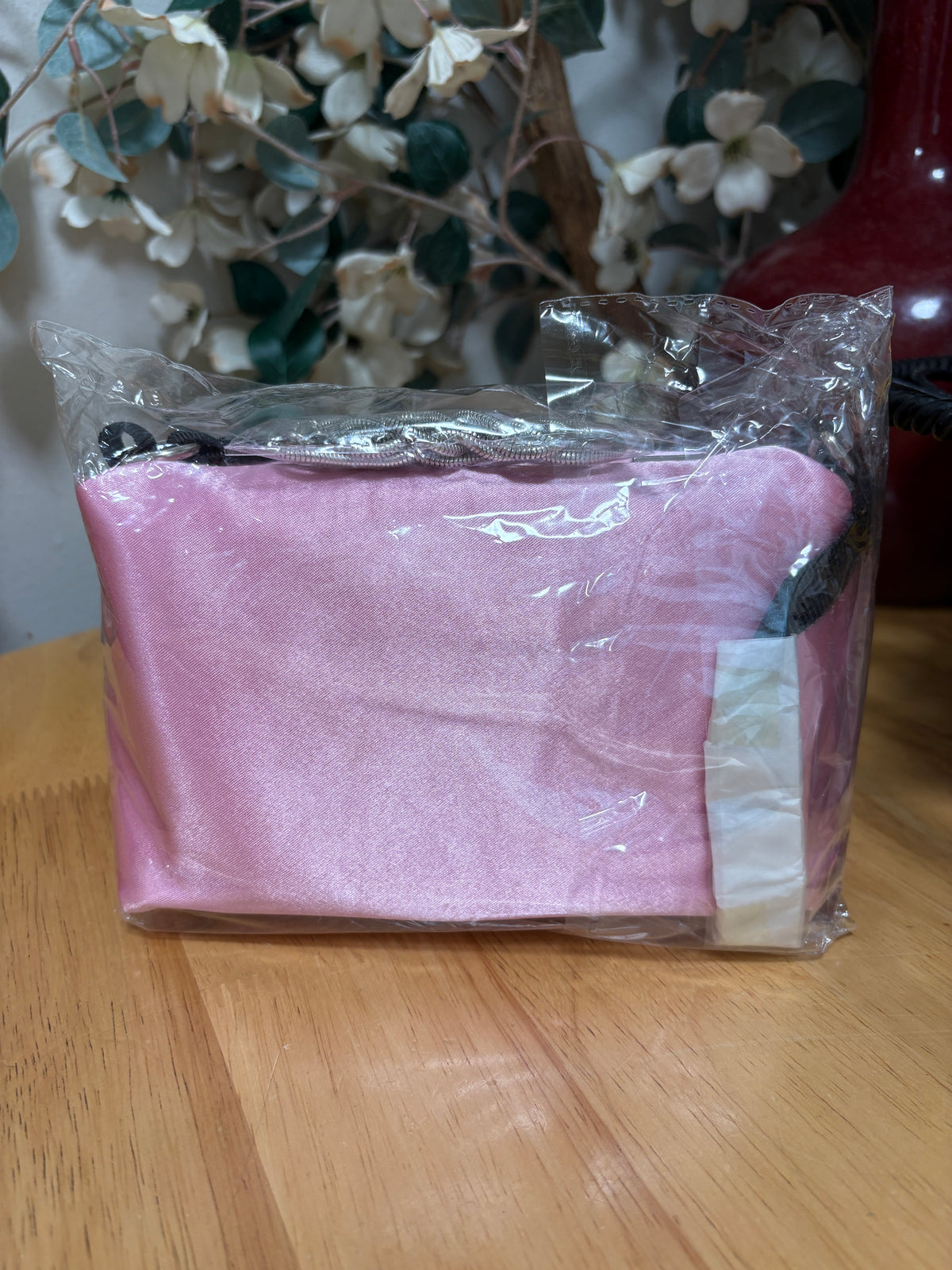 Truly Signature Crystal Pouch Baby Pink Bag W/addt’l Silver Strap 7.1x4.6x2.5 in