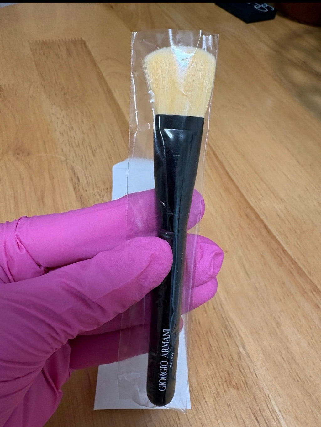 Giorgio Armani Beauty ~Mini Foundation Brush, Soft, GlossyBlack, BNIB, AUTHENTIC