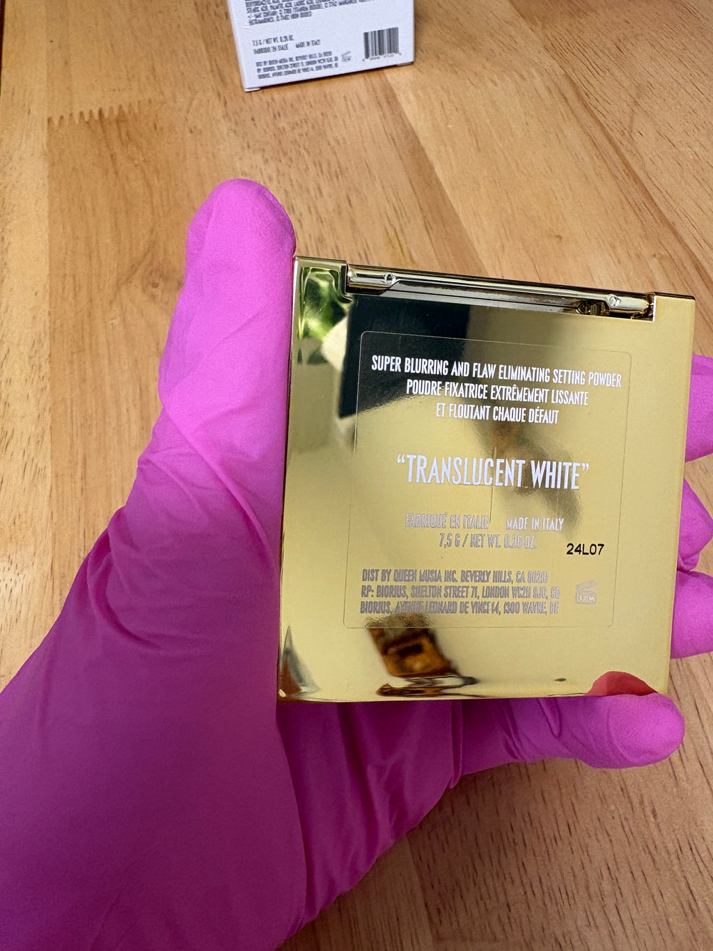 Queen Musia Blurring And Flaw Eliminating Setting Powder Translucent White, BNIB