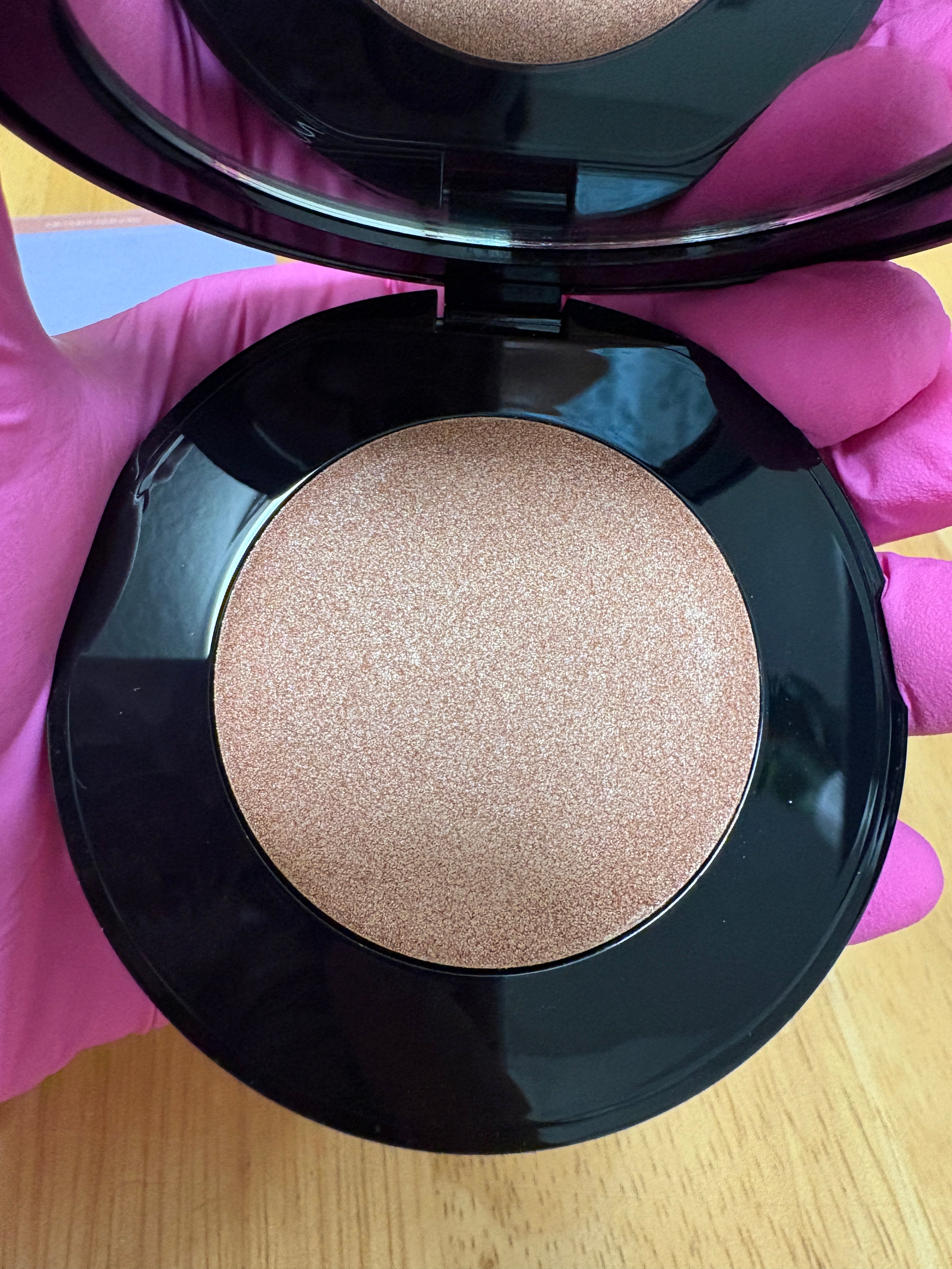 Saie Glow Sculpt ~Multi-Use Cream Highlighting Blush In QUARTZGLOW, 0.20oz, BNIB