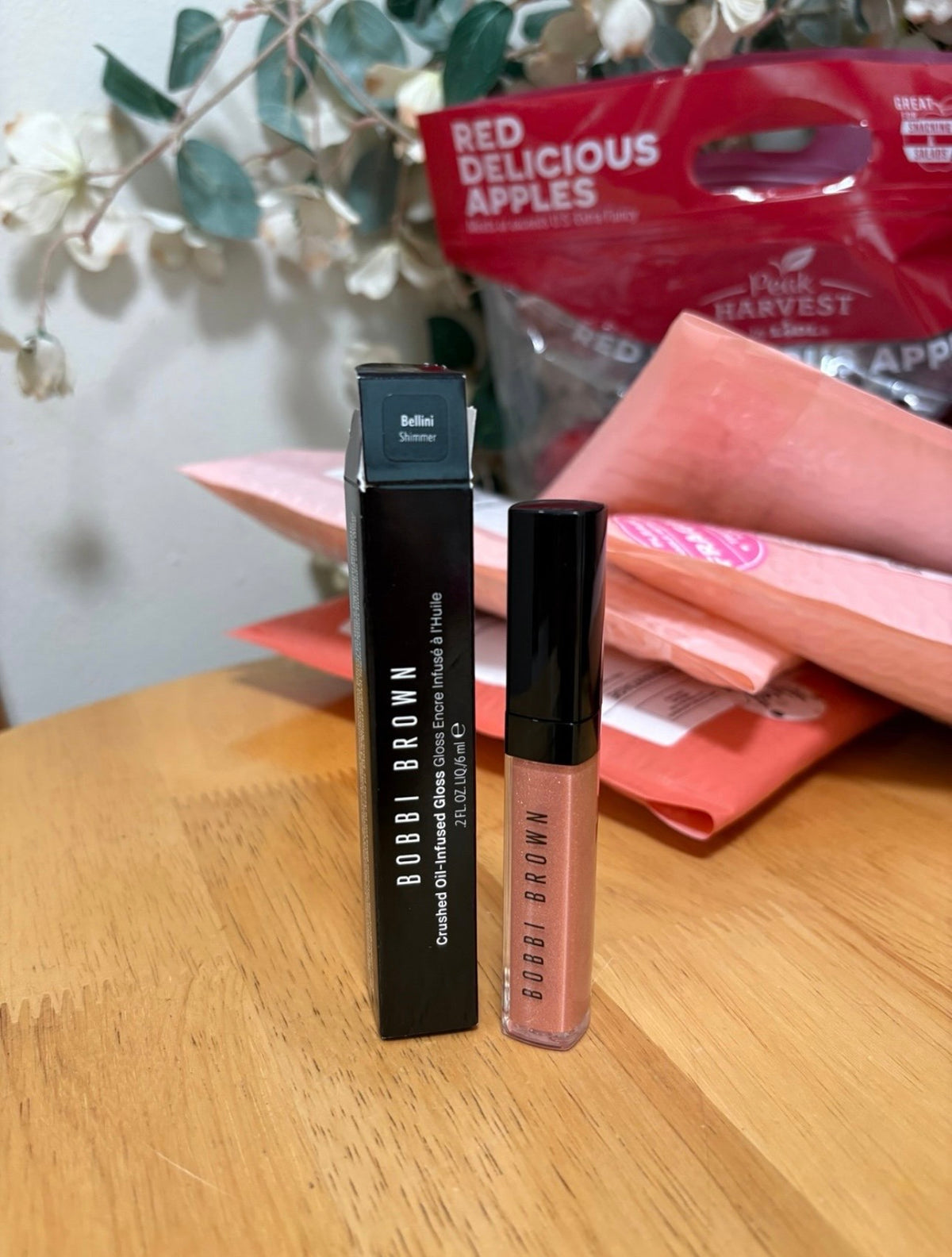 Bobbi Brown Crushed Oil-Infused Gloss in BELLINI (shimmer), full Sz 0.2oz,BNIB
