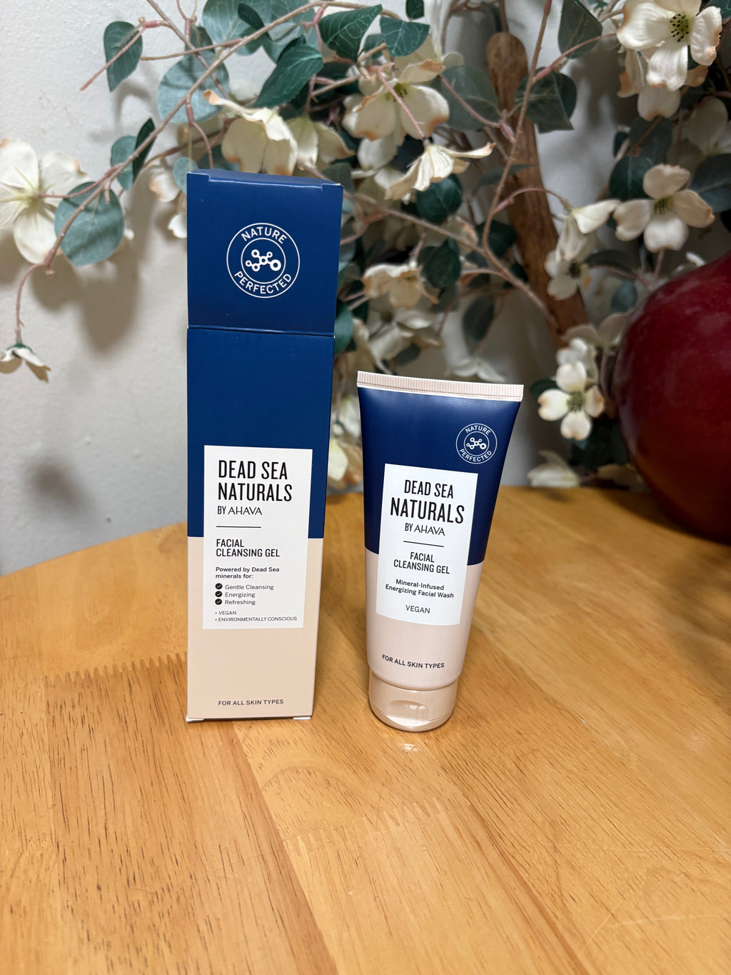 Dead Sea Naturals By Ahava Facial Cleaning Gel Vegan, BNIB, Sealed, New 3.4 Oz