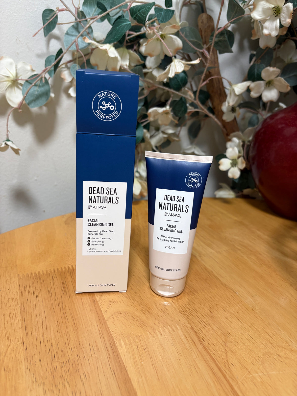 Dead Sea Naturals By Ahava Facial Cleaning Gel Vegan, BNIB, Sealed, New 3.4 Oz