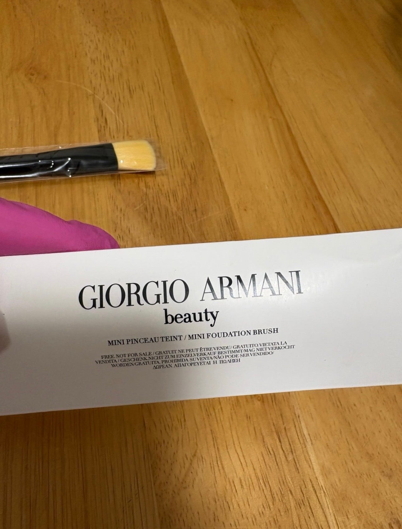 Giorgio Armani Beauty ~Mini Foundation Brush, Soft, GlossyBlack, BNIB, AUTHENTIC