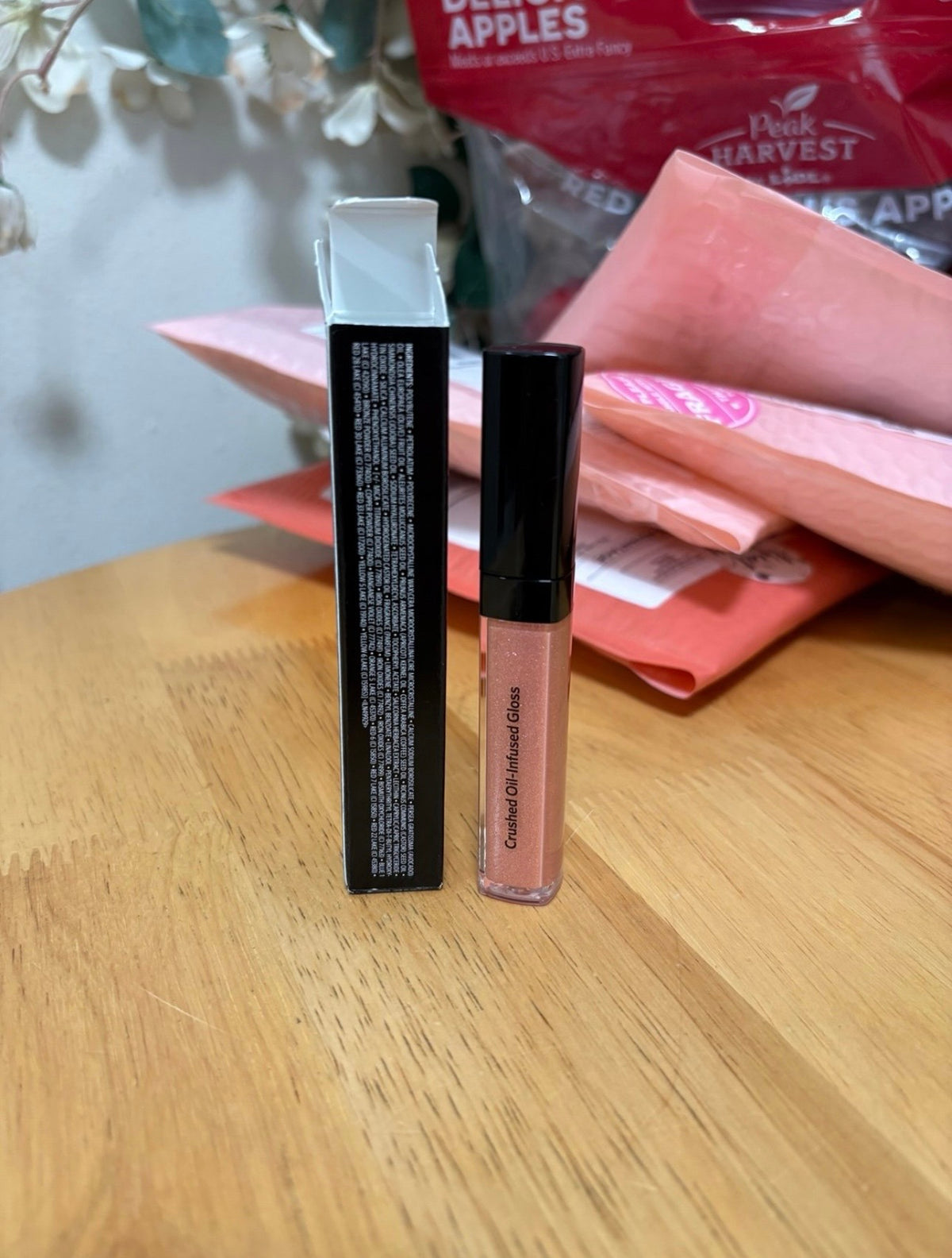 Bobbi Brown Crushed Oil-Infused Gloss in BELLINI (shimmer), full Sz 0.2oz,BNIB